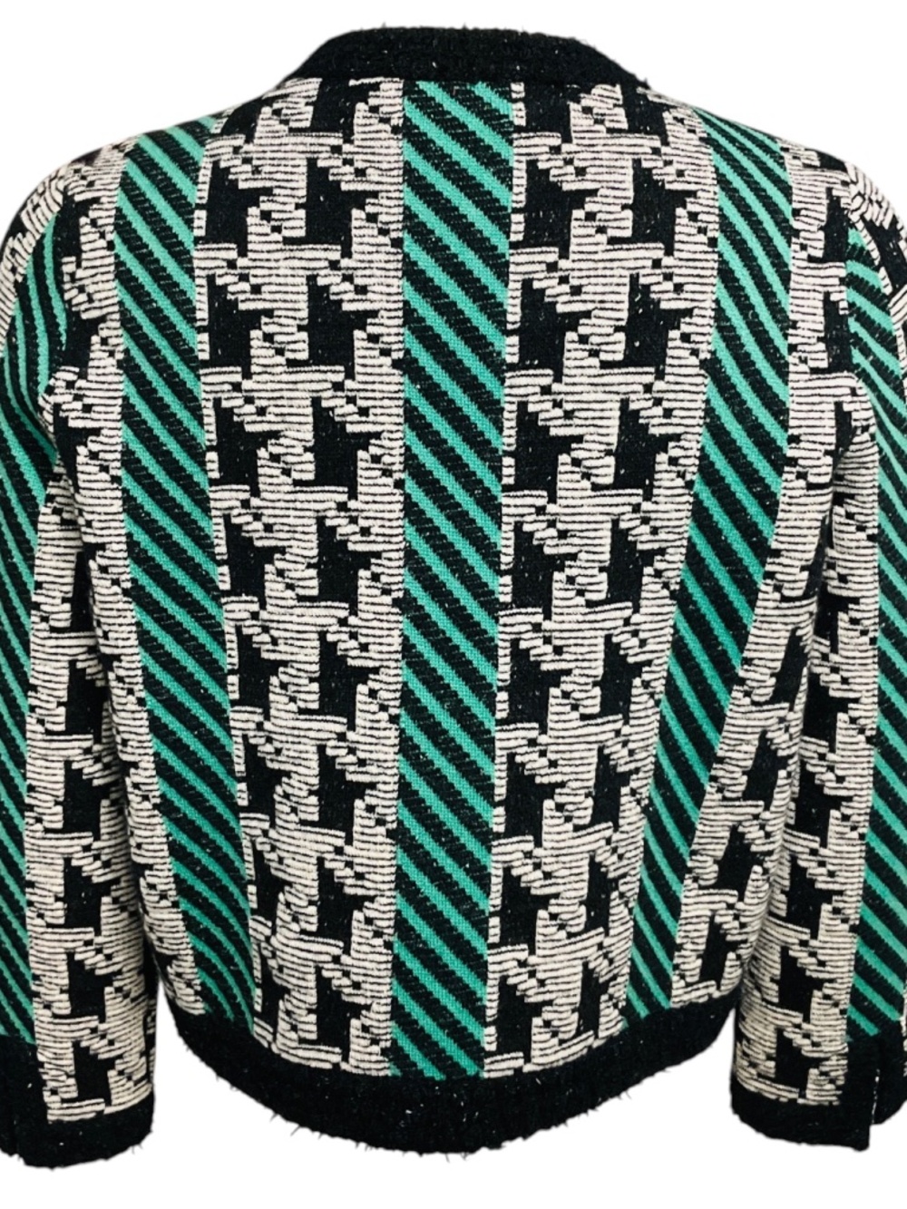 CHANEL GREEN / WHITE / BLACK PARIS-MANCHESTER 2024 METIERS D’ART HOUNDSTOOTH WOO - Picture 3 of 7